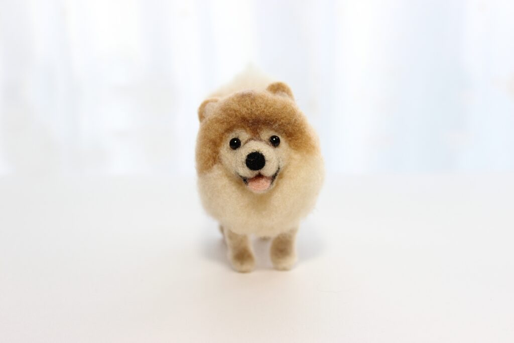 羊毛フェルト犬